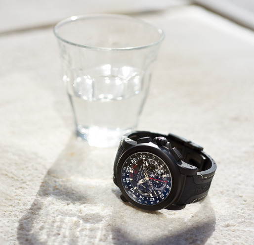 Travel watches