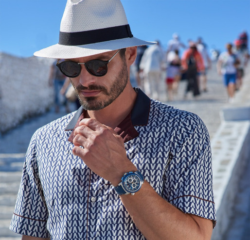 Travel watches