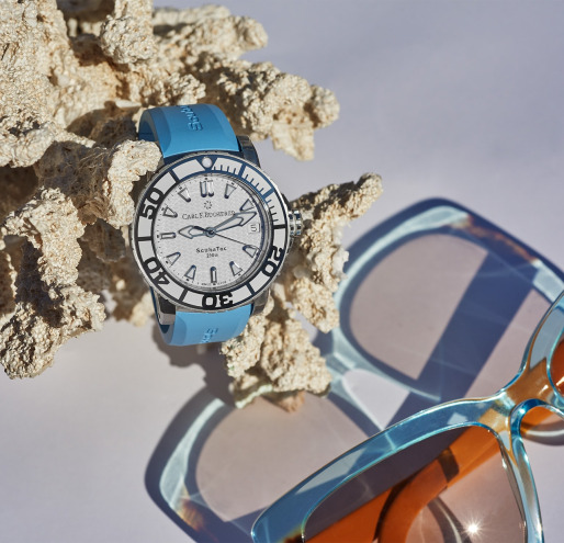 Travel watches